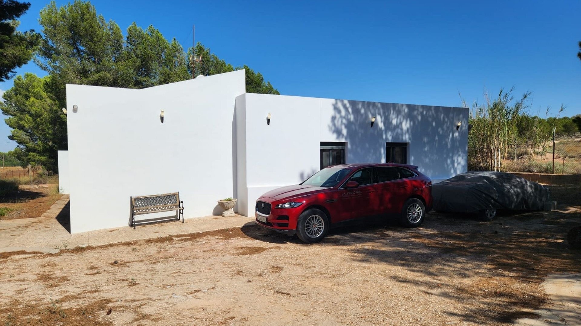 Återförsäljning - Fristående villa -
Villena