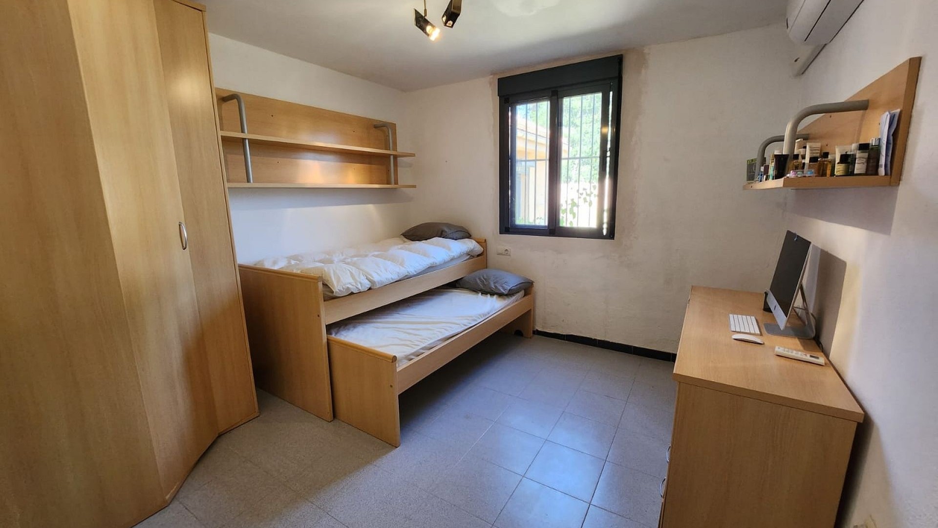 Återförsäljning - Fristående villa -
Villena