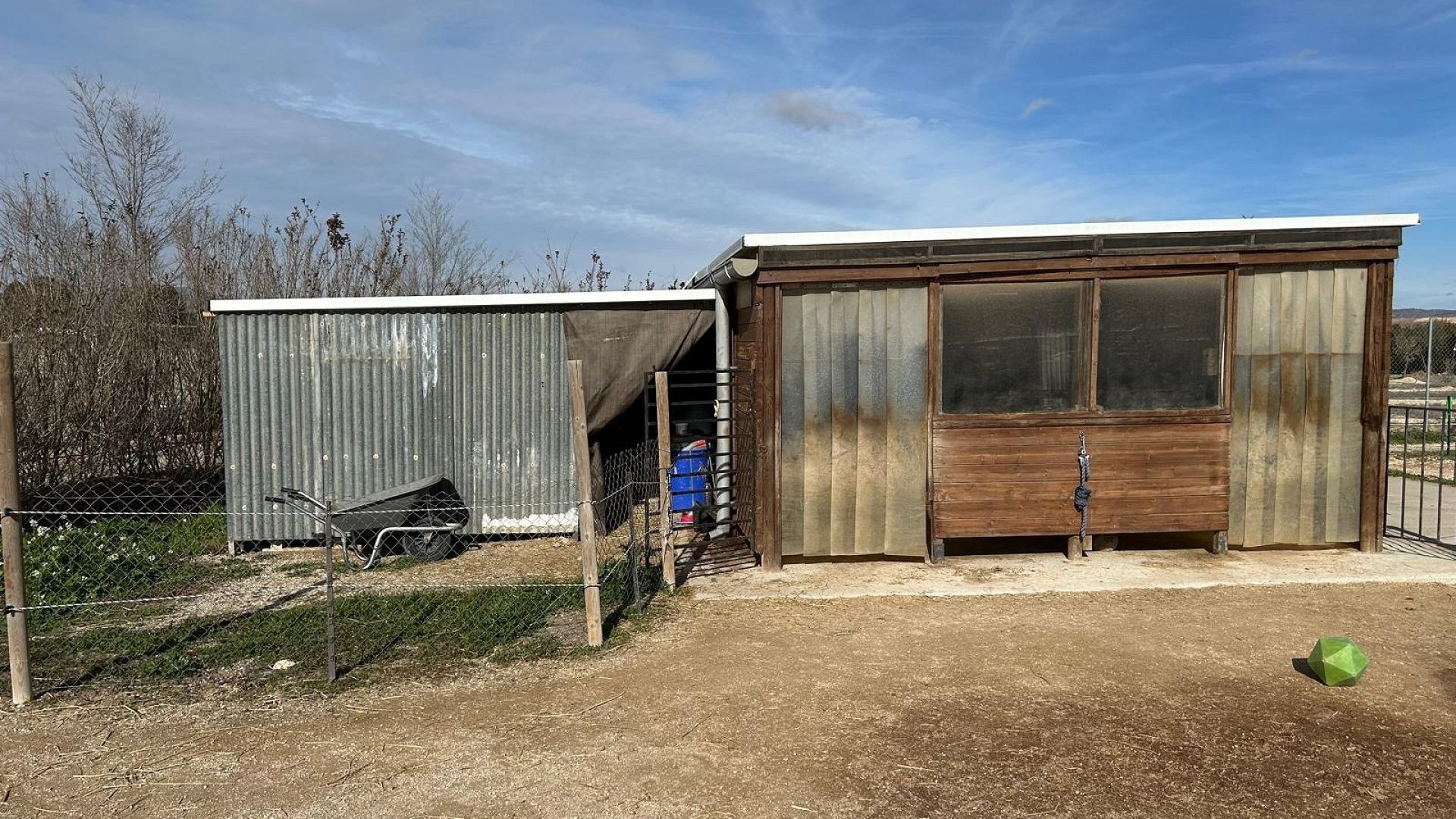 Återförsäljning - Fristående villa -
Villena