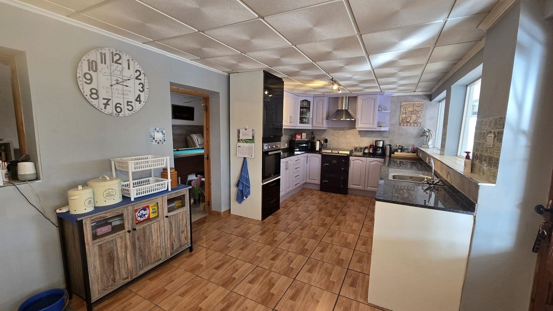 Återförsäljning - Fristående villa -
Villena