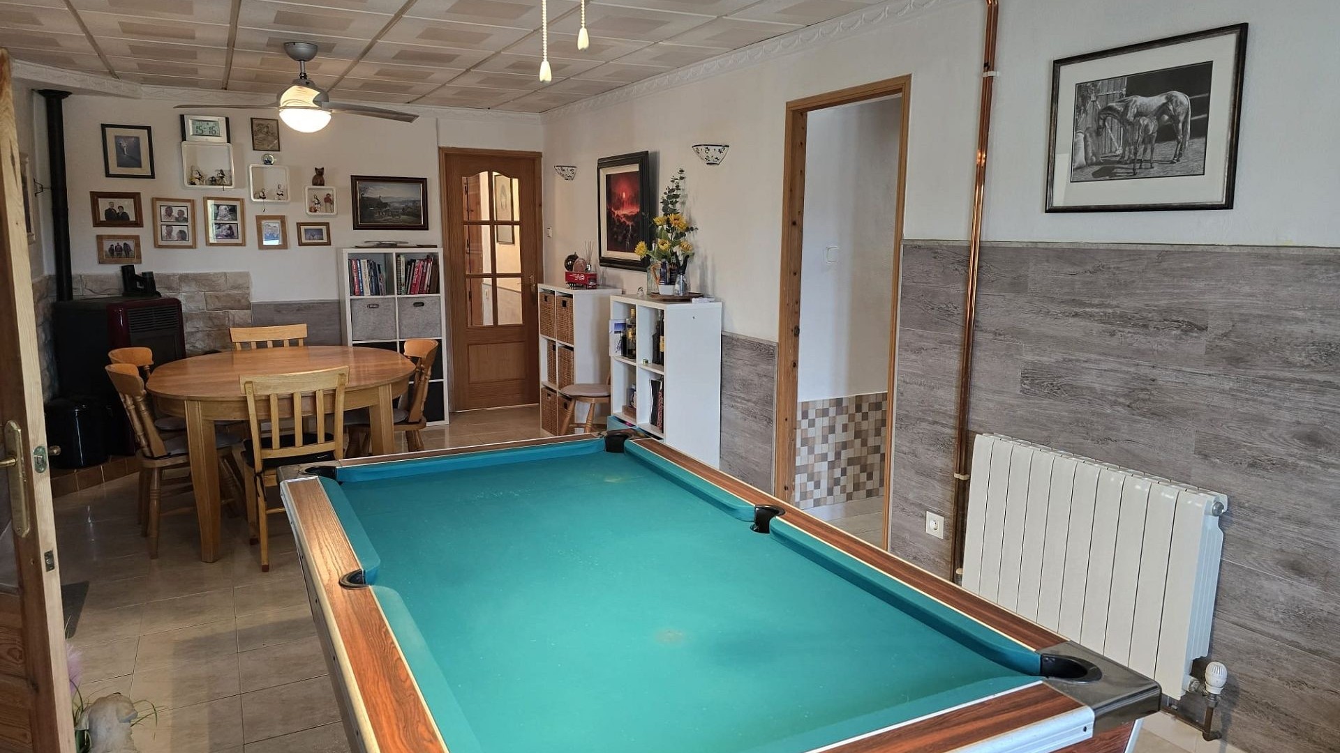 Återförsäljning - Fristående villa -
Villena