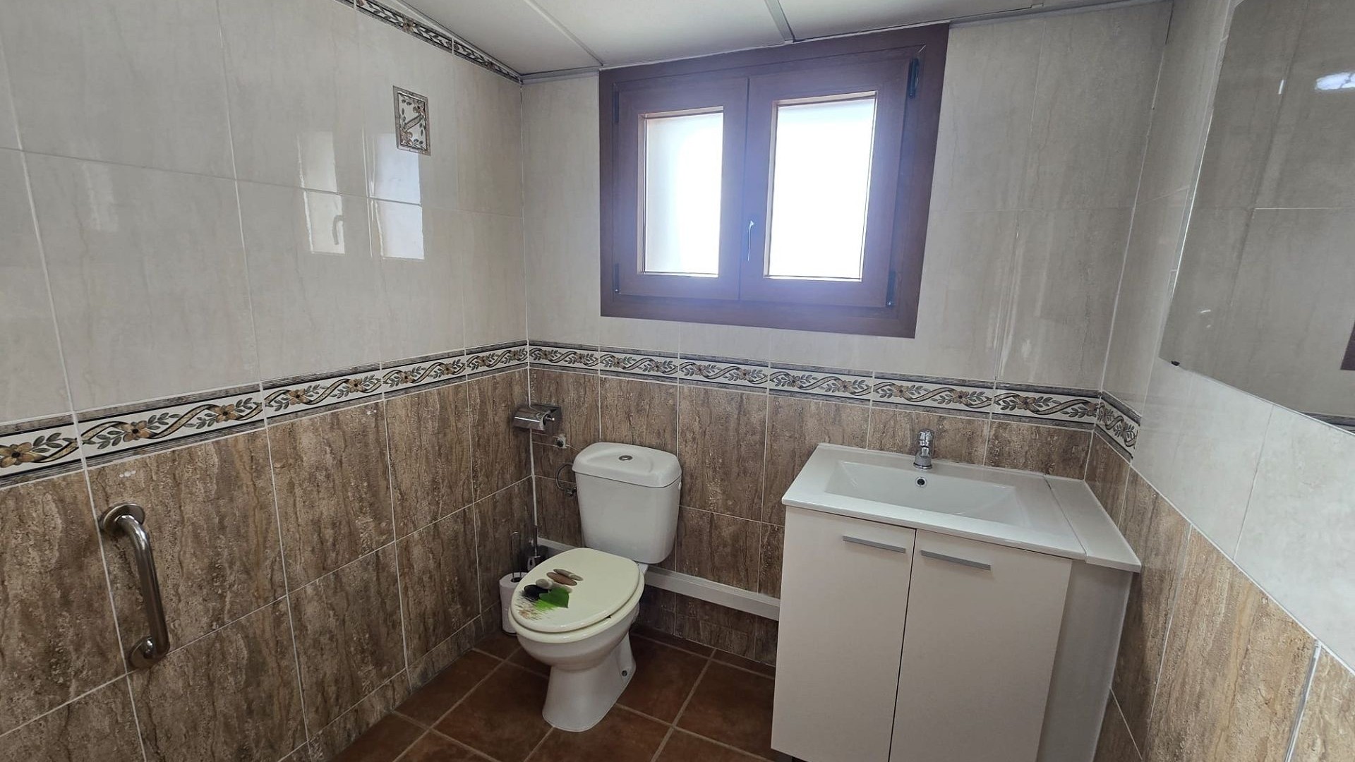 Återförsäljning - Fristående villa -
Villena