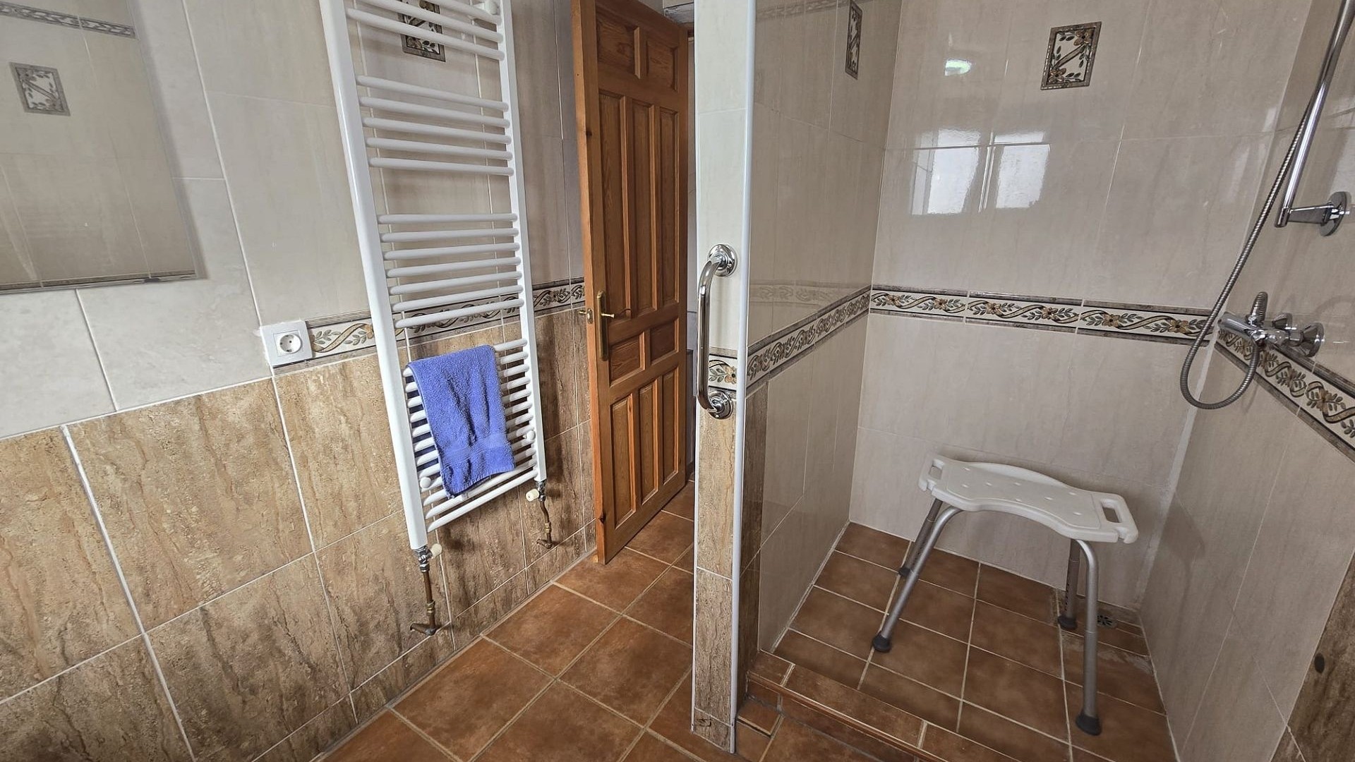 Återförsäljning - Fristående villa -
Villena