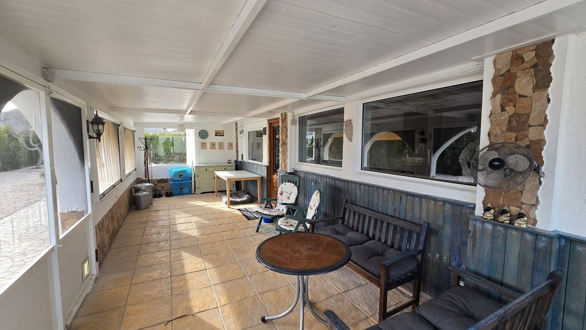 Återförsäljning - Fristående villa -
Villena