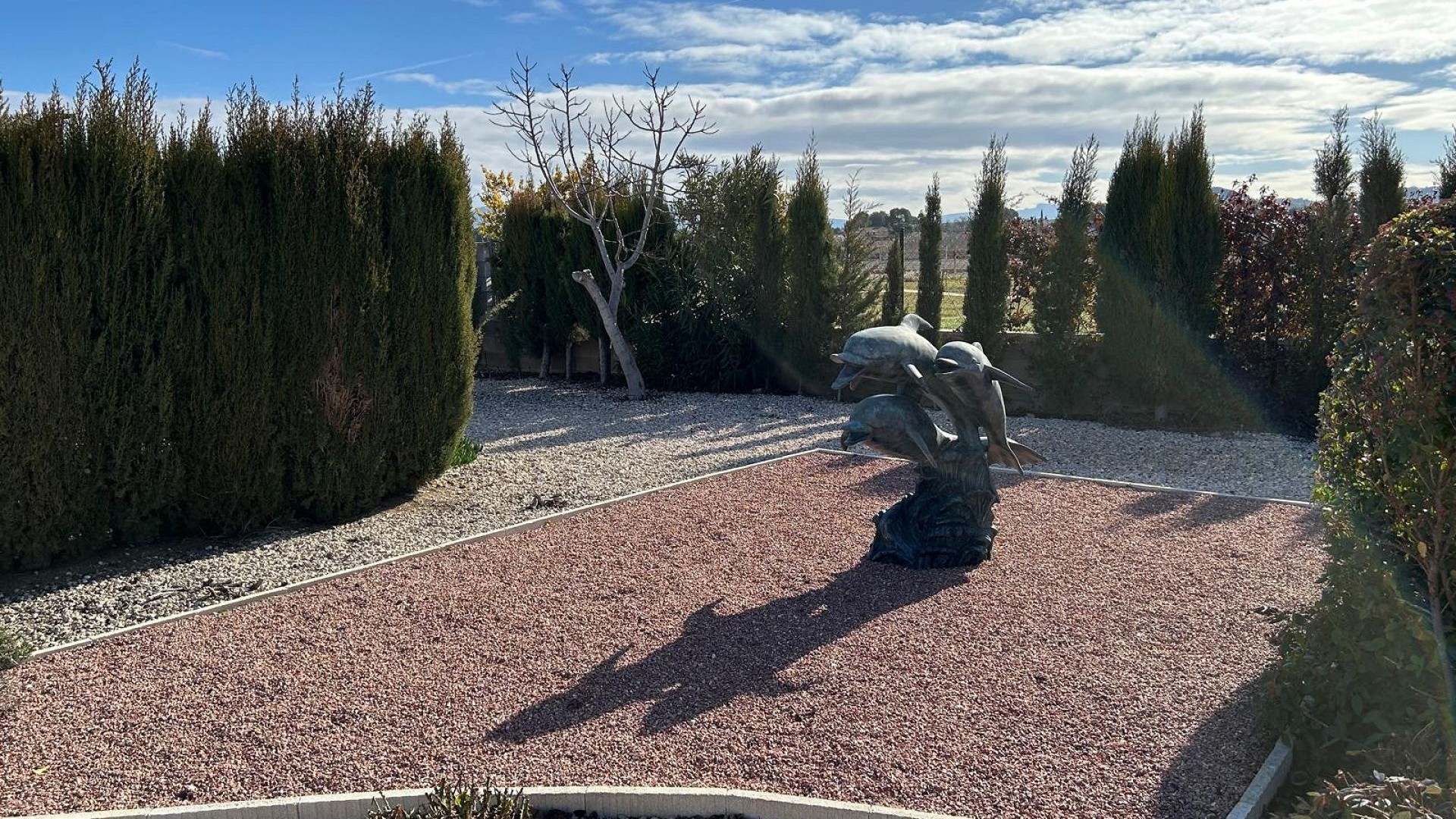 Återförsäljning - Fristående villa -
Villena