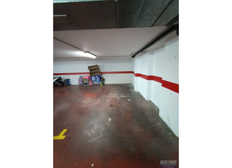 Återförsäljning - Garage -
Torrevieja - Center
