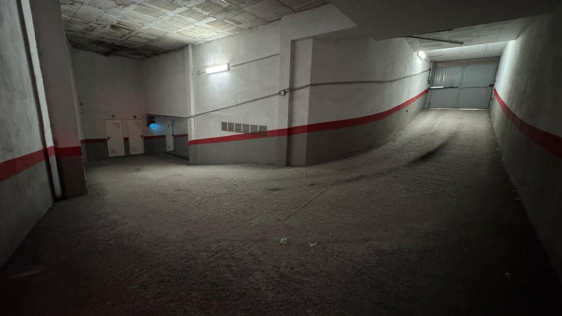 Återförsäljning - Garage -
Torrevieja - Centro