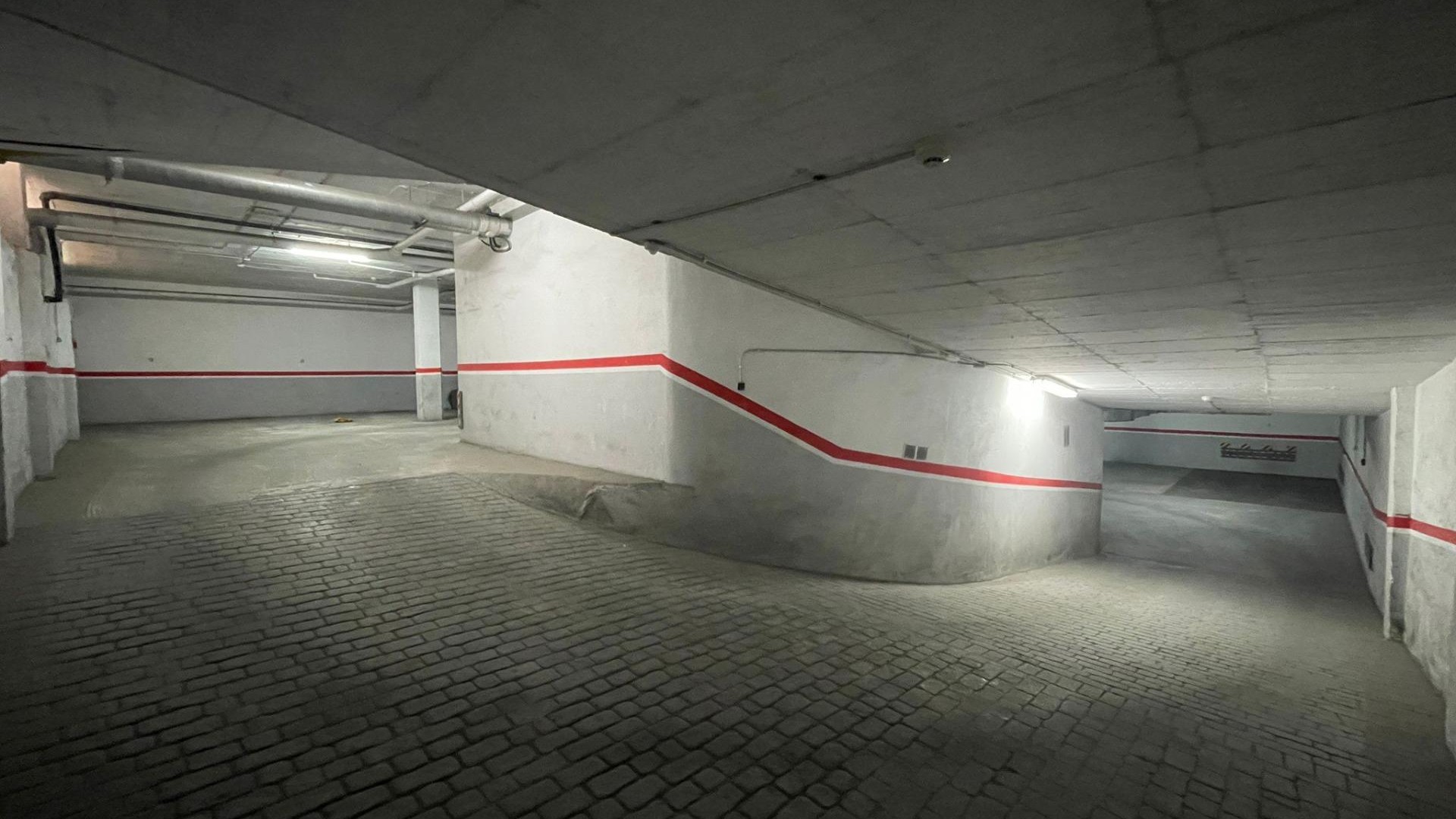 Återförsäljning - Garage -
Torrevieja - Playa del cura