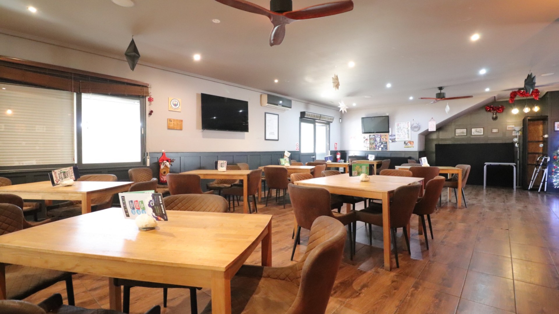 Återförsäljning - Kommersiell -
Ciudad Quesada - Rojales - Doña Pepa