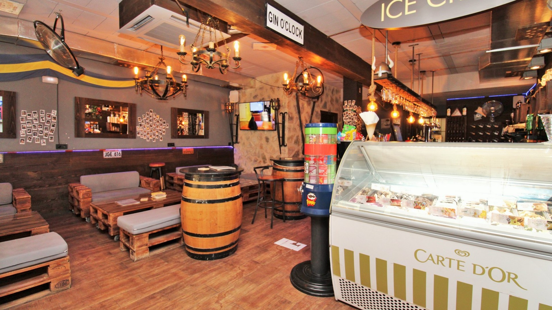 Återförsäljning - Kommersiell -
Villamartín