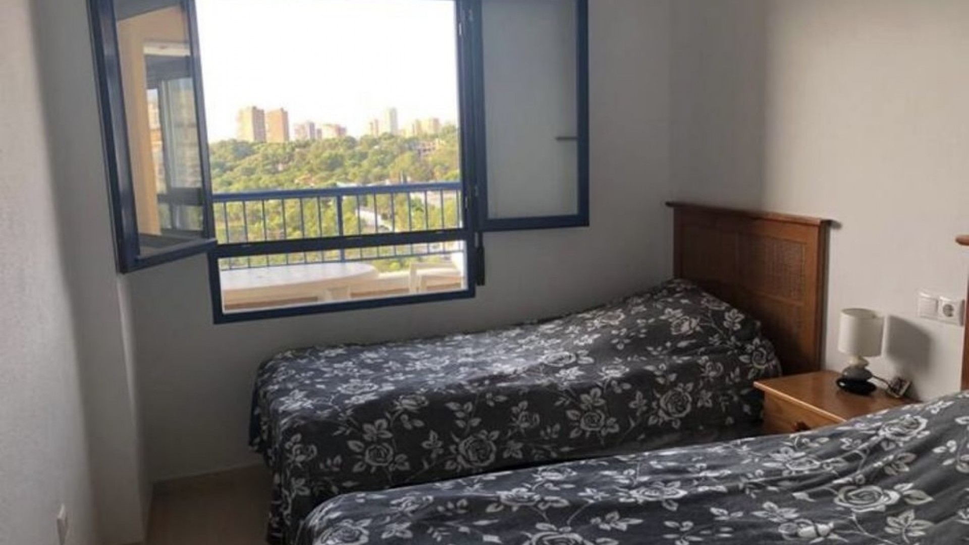 Återförsäljning - Lägenhet lägenhet -
Orihuela Costa - Campoamor