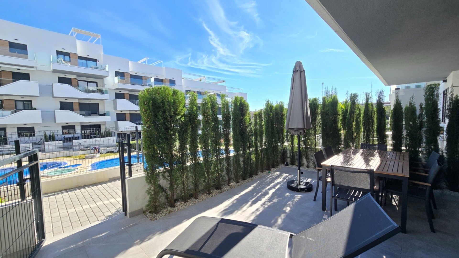 Återförsäljning - Lägenhet lägenhet -
Orihuela Costa - Villamartín