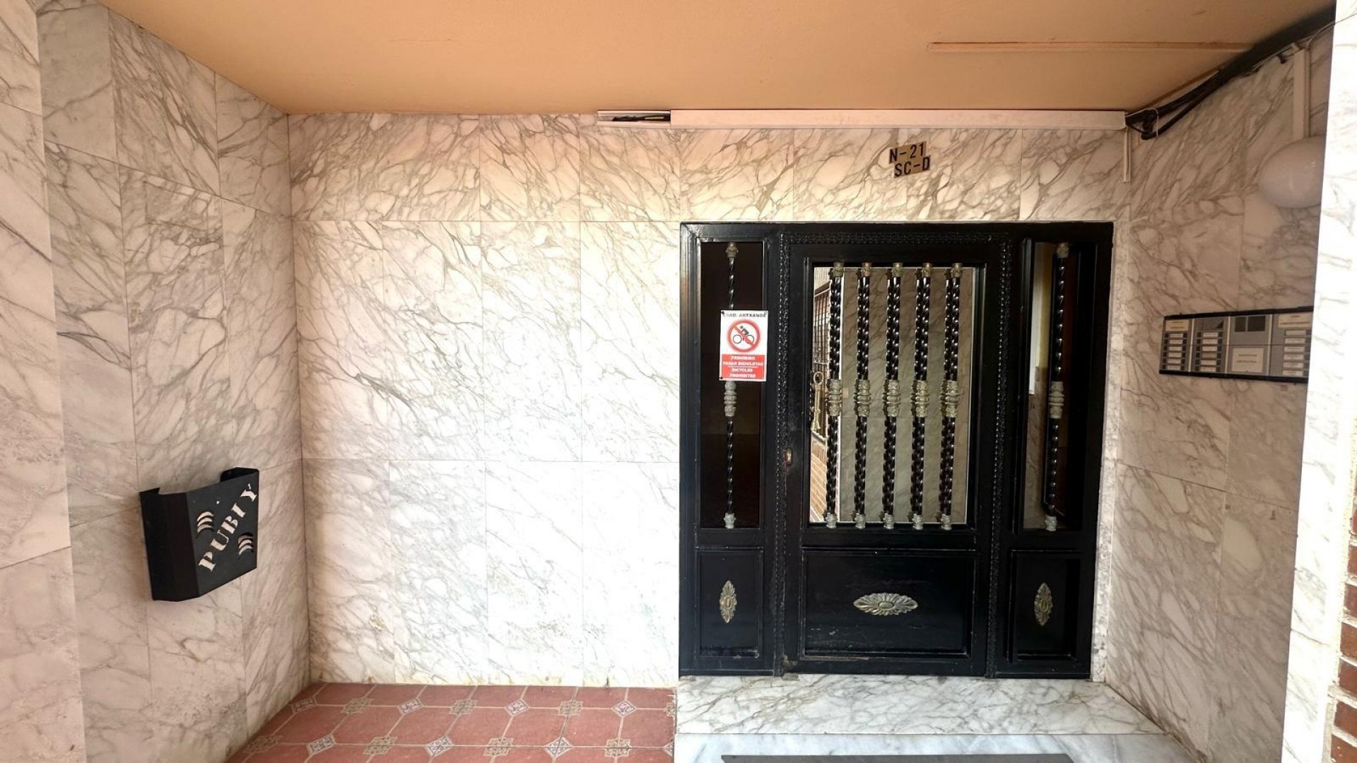 Återförsäljning - Lägenhet lägenhet -
Torrevieja - Acequion