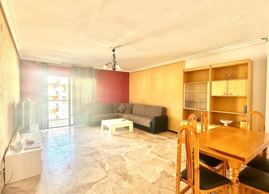 Återförsäljning - Lägenhet lägenhet -
Torrevieja - Acequion