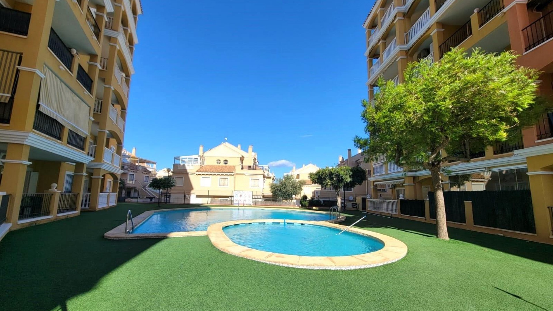 Återförsäljning - Lägenhet lägenhet -
Torrevieja - Aguas Nuevas