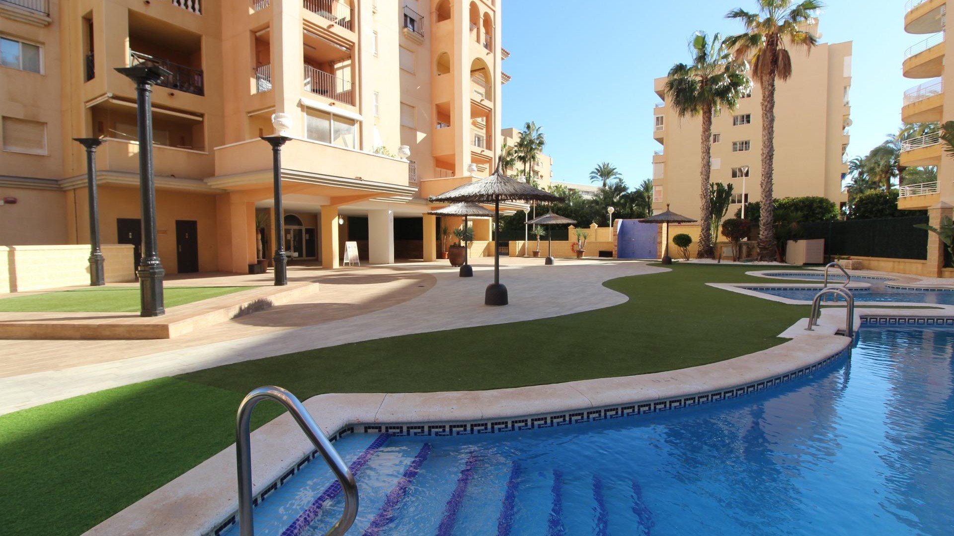 Återförsäljning - Lägenhet lägenhet -
Torrevieja - Aldea del mar