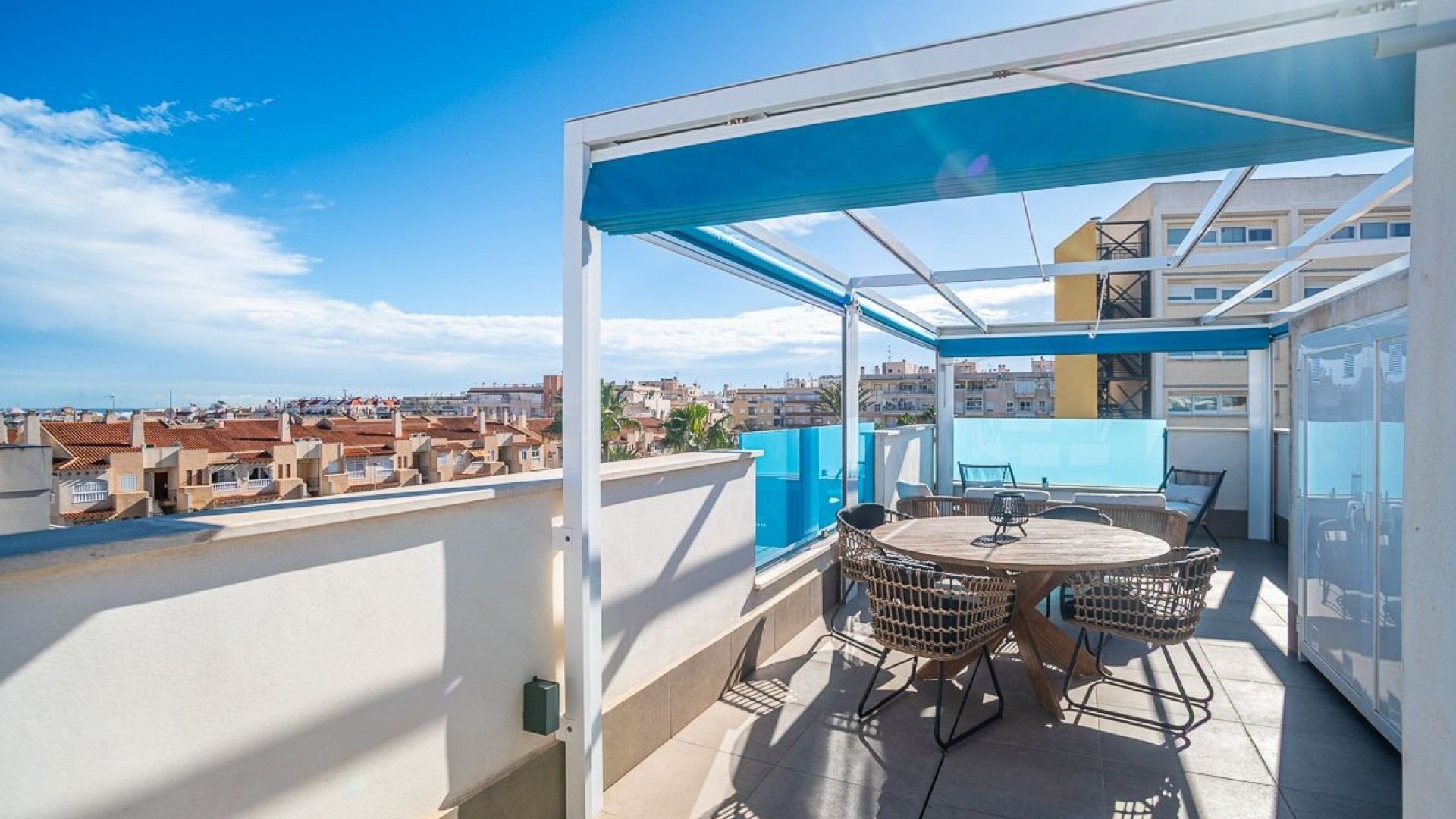 Återförsäljning - Lägenhet lägenhet -
Torrevieja - Calas Blancas