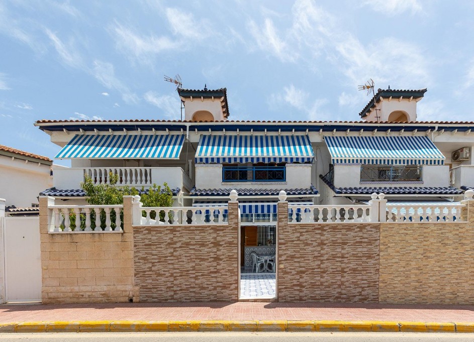 Återförsäljning - Lägenhet lägenhet -
Torrevieja - Cañada del Molino