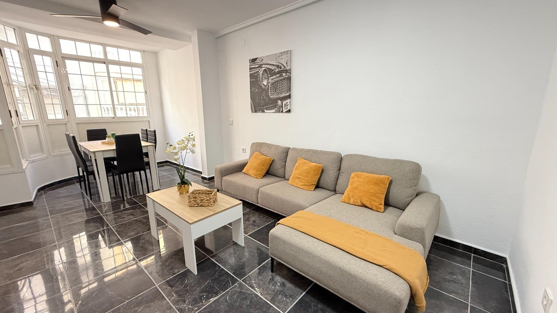 Återförsäljning - Lägenhet lägenhet -
Torrevieja - Center