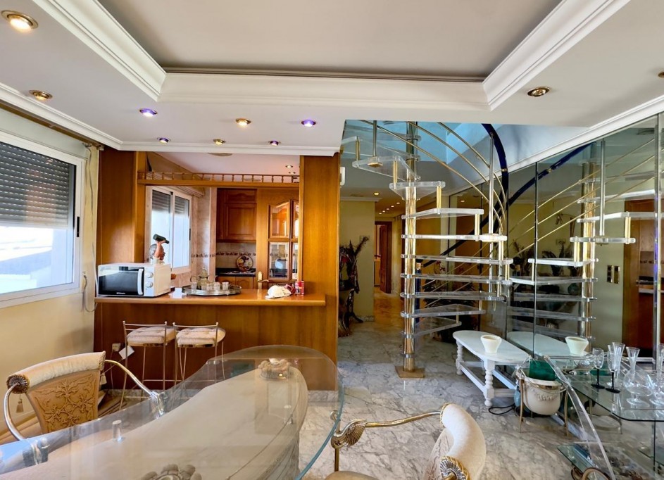 Återförsäljning - Lägenhet lägenhet -
Torrevieja - Centro