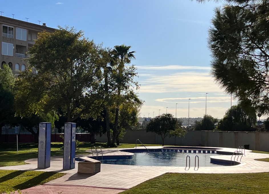 Återförsäljning - Lägenhet lägenhet -
Torrevieja - Centro