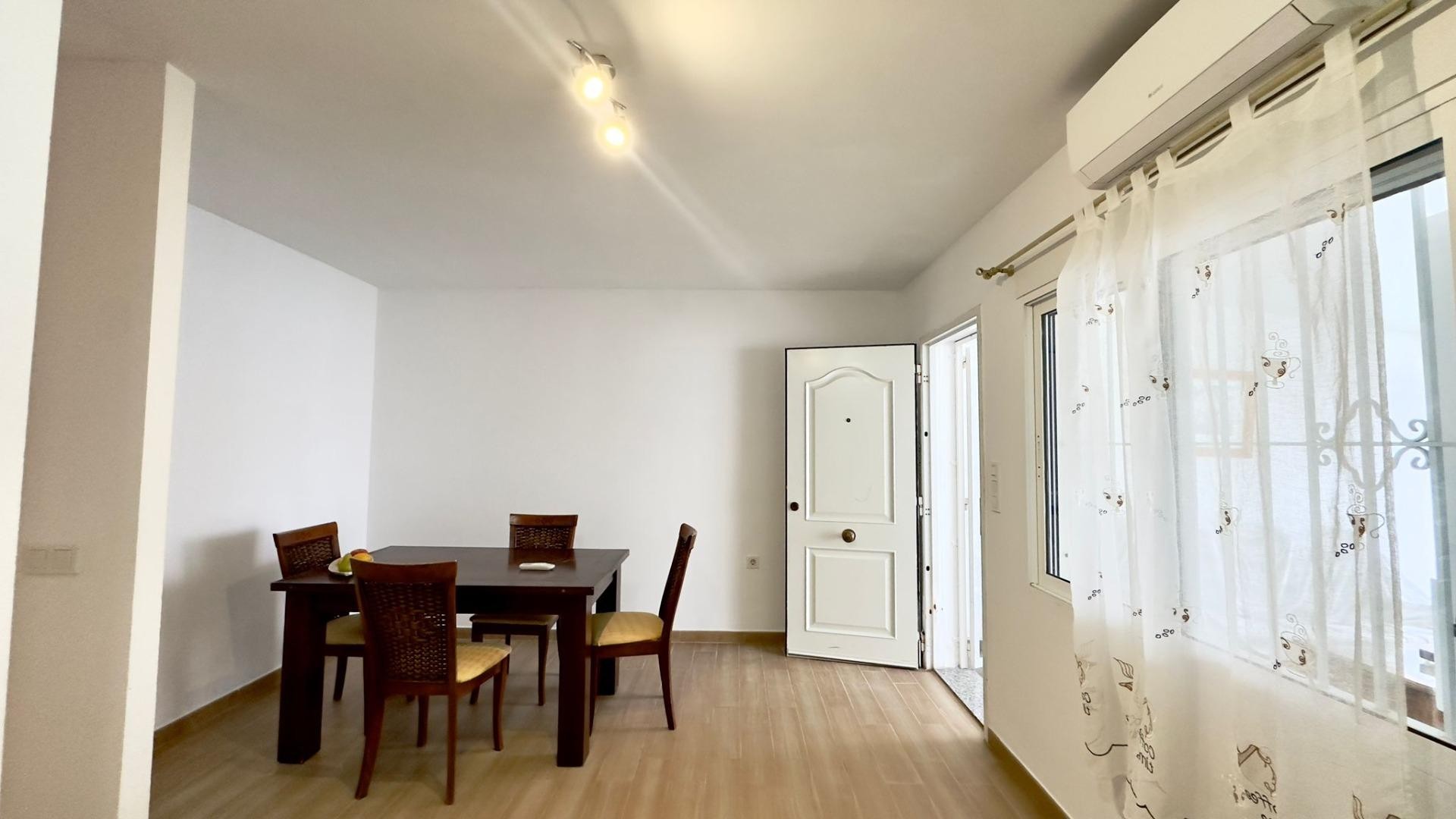 Återförsäljning - Lägenhet lägenhet -
Torrevieja - El limonar