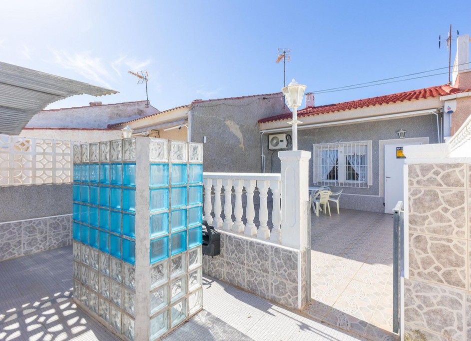 Återförsäljning - Lägenhet lägenhet -
Torrevieja - La Siesta - El Salado - Torreta