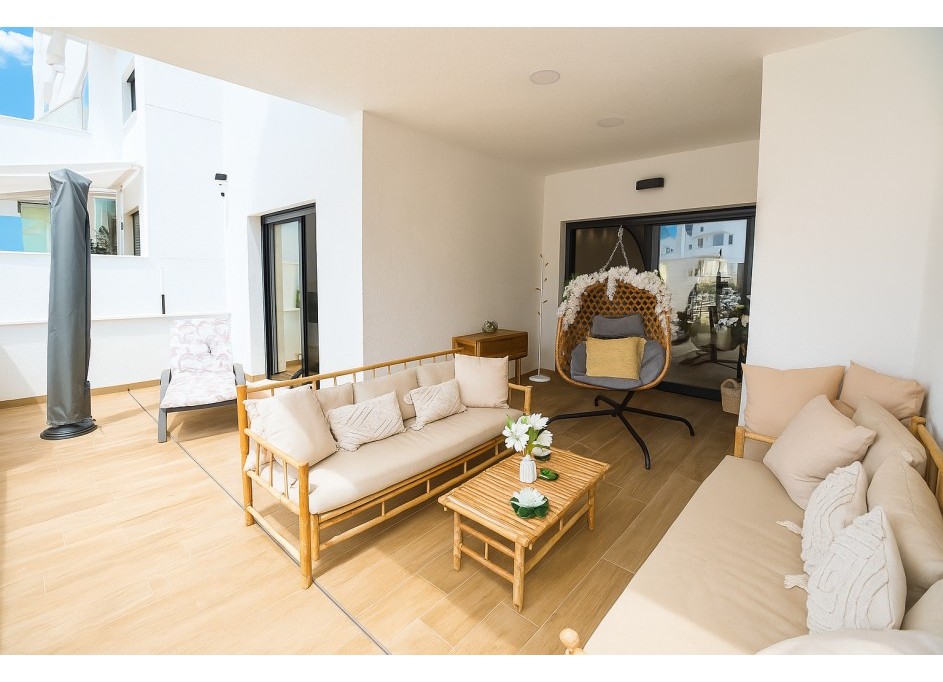 Återförsäljning - Lägenhet lägenhet -
Torrevieja - Los Balcones