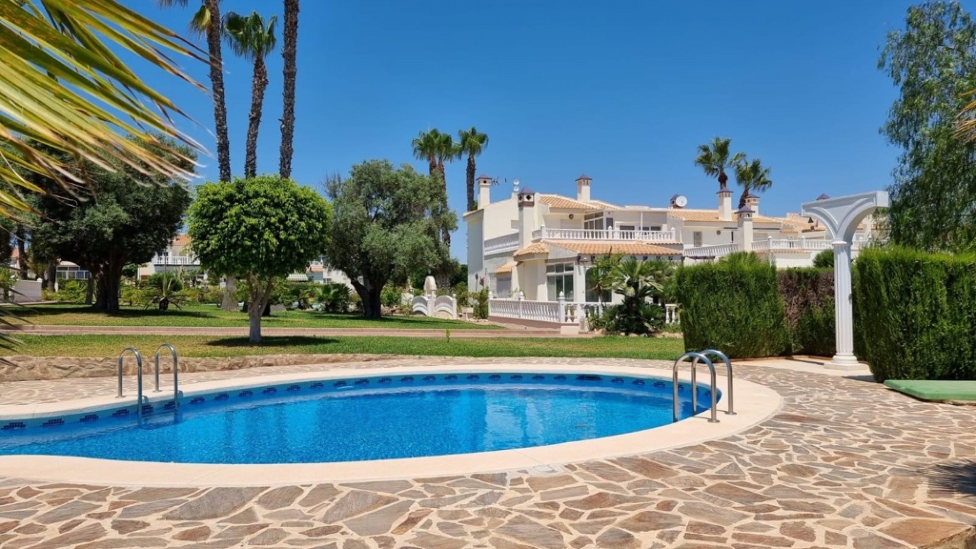 Återförsäljning - Lägenhet lägenhet -
Torrevieja - Los Balcones