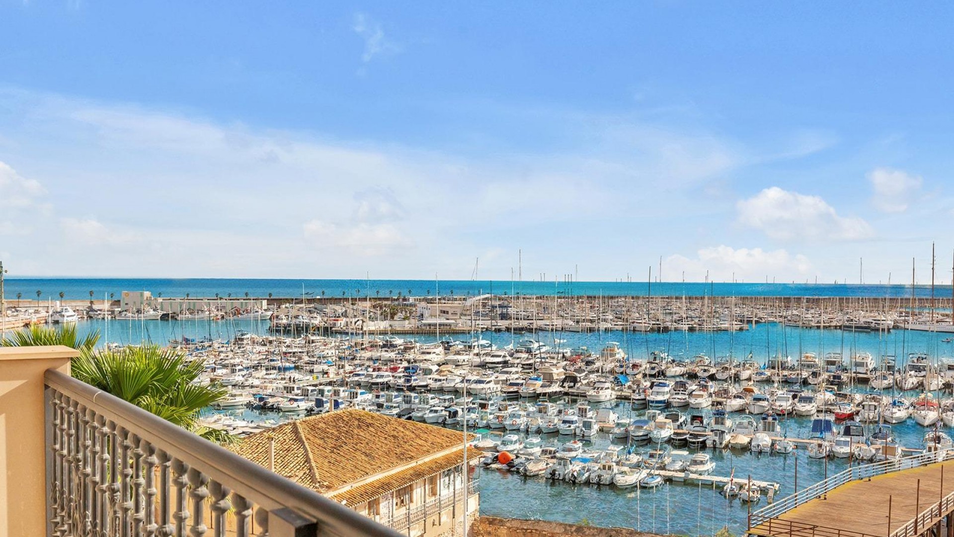 Återförsäljning - Lägenhet lägenhet -
Torrevieja - Paseo maritimo