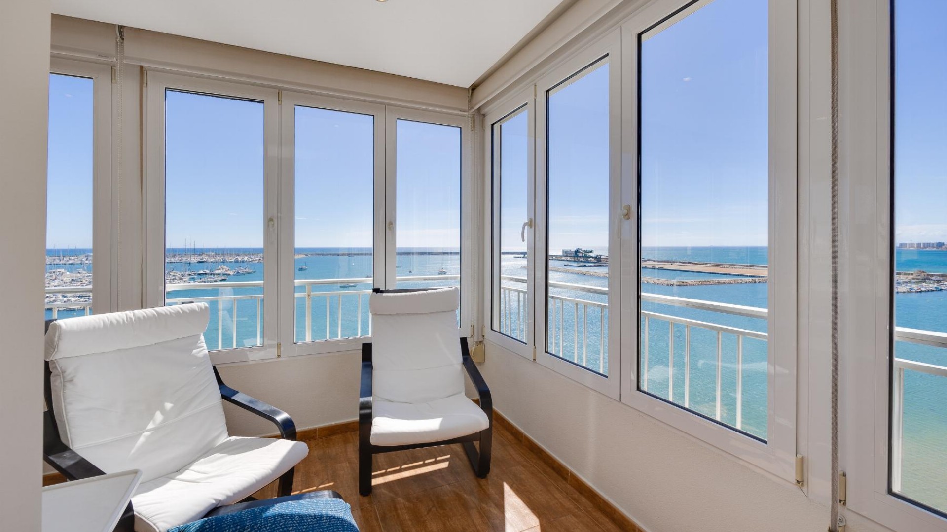 Återförsäljning - Lägenhet lägenhet -
Torrevieja - Playa Acequion