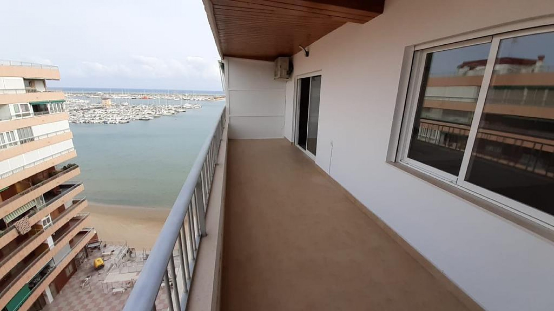 Återförsäljning - Lägenhet lägenhet -
Torrevieja - Playa del Acequión