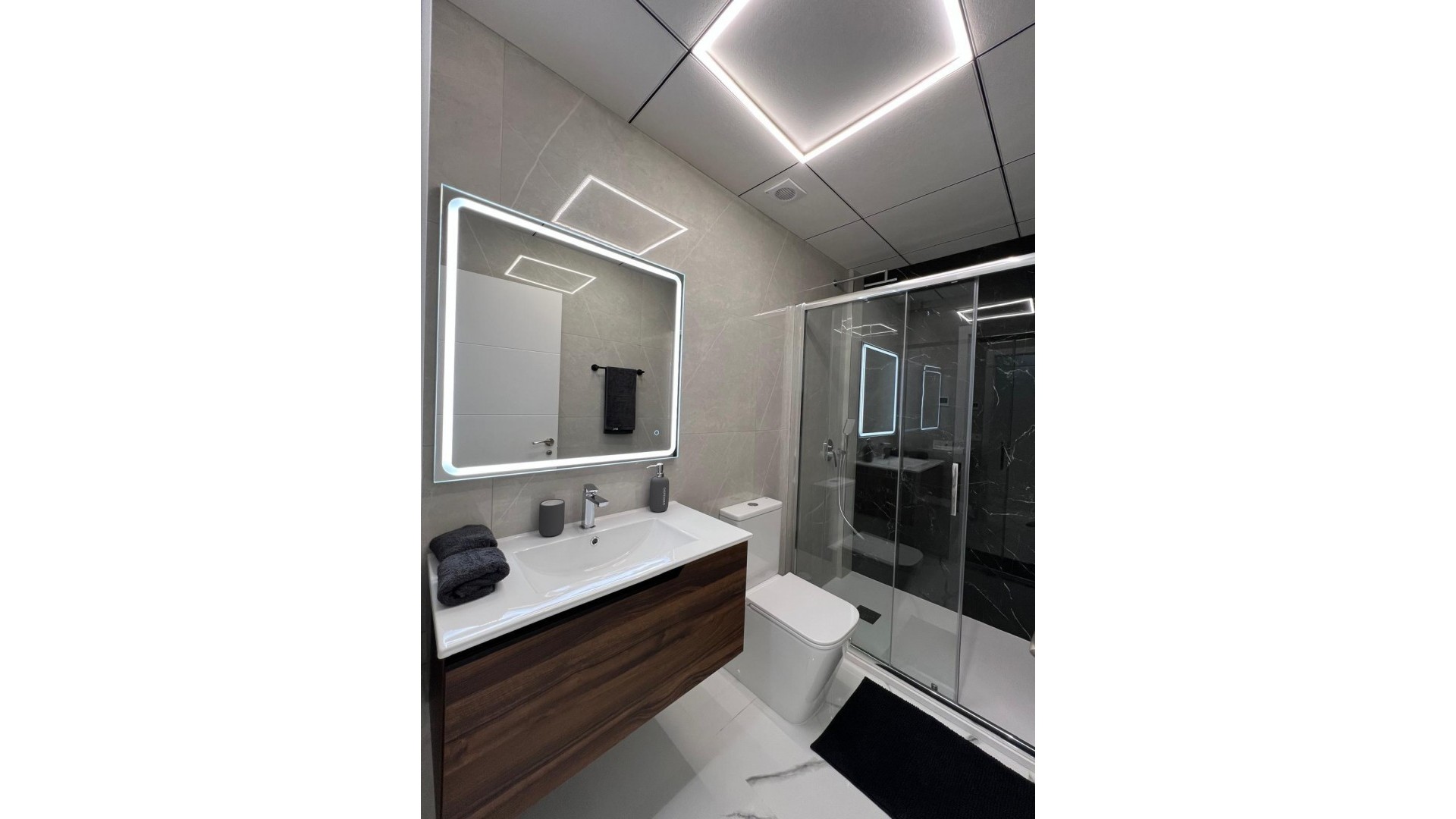 Återförsäljning - Lägenhet lägenhet -
Torrevieja - Playa del Cura