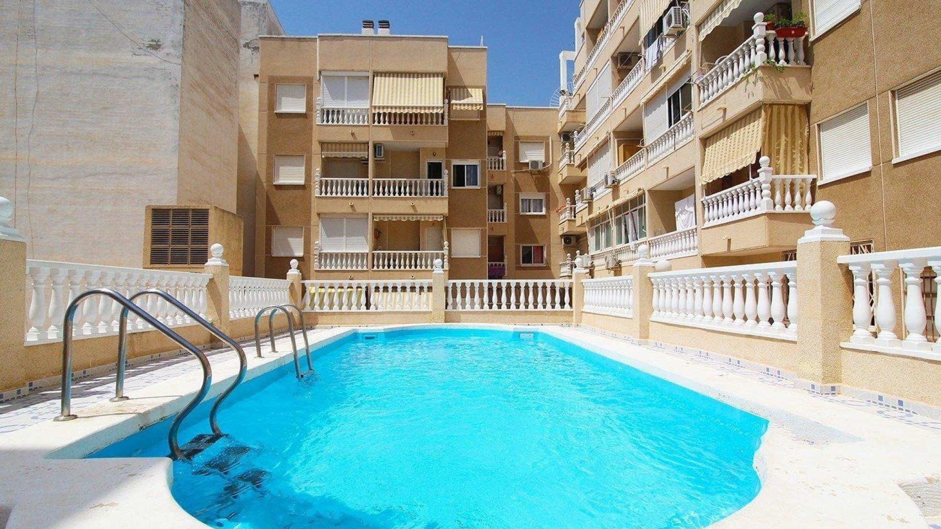 Återförsäljning - Lägenhet lägenhet -
Torrevieja - Playa del Cura