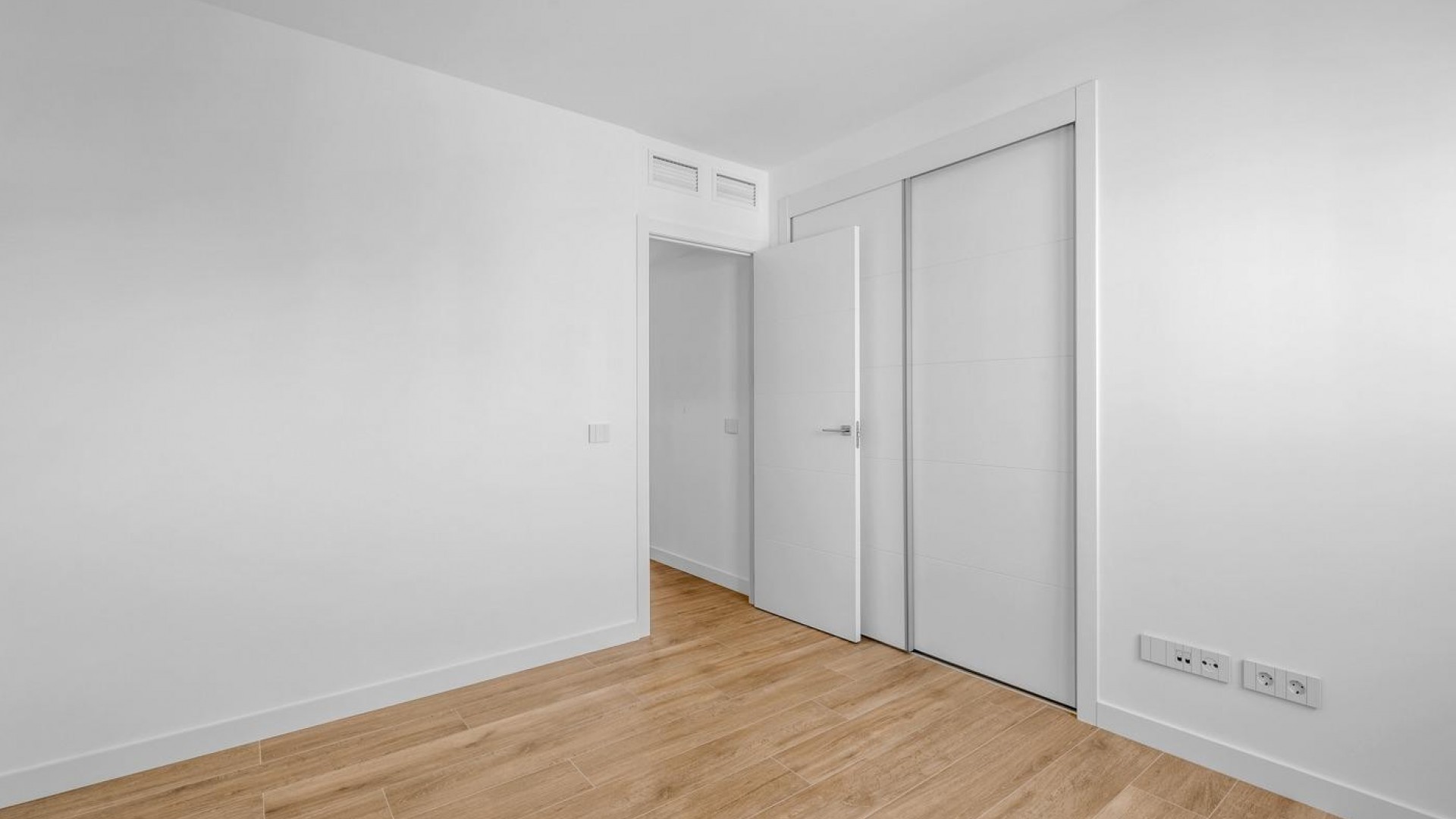 Återförsäljning - Lägenhet lägenhet -
Torrevieja - Punta Prima