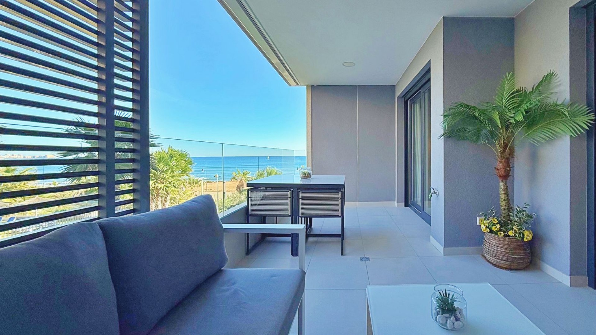 Återförsäljning - Lägenhet lägenhet -
Torrevieja - Punta Prima