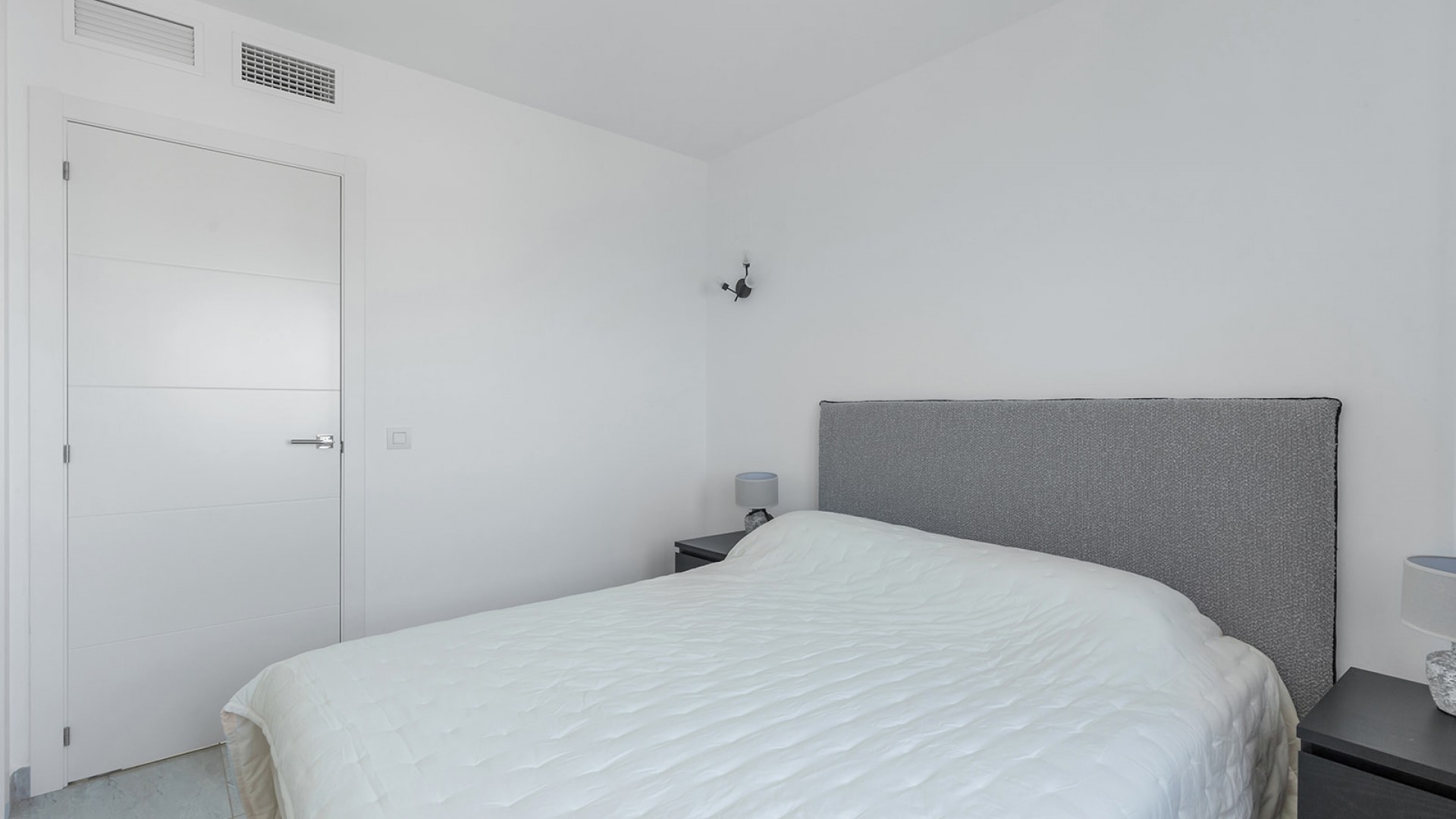 Återförsäljning - Lägenhet lägenhet -
Torrevieja - Punta Prima