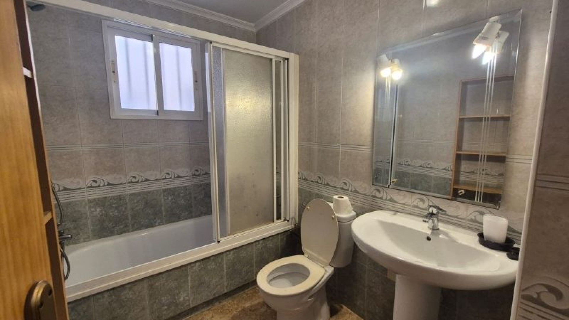 Återförsäljning - Lägenhet lägenhet -
Torrevieja