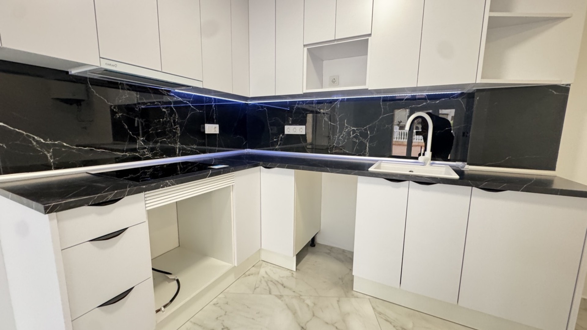 Återförsäljning - Lägenhet lägenhet -
Torrevieja