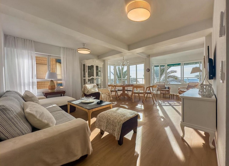 Återförsäljning - Lägenhet lägenhet -
Torrevieja