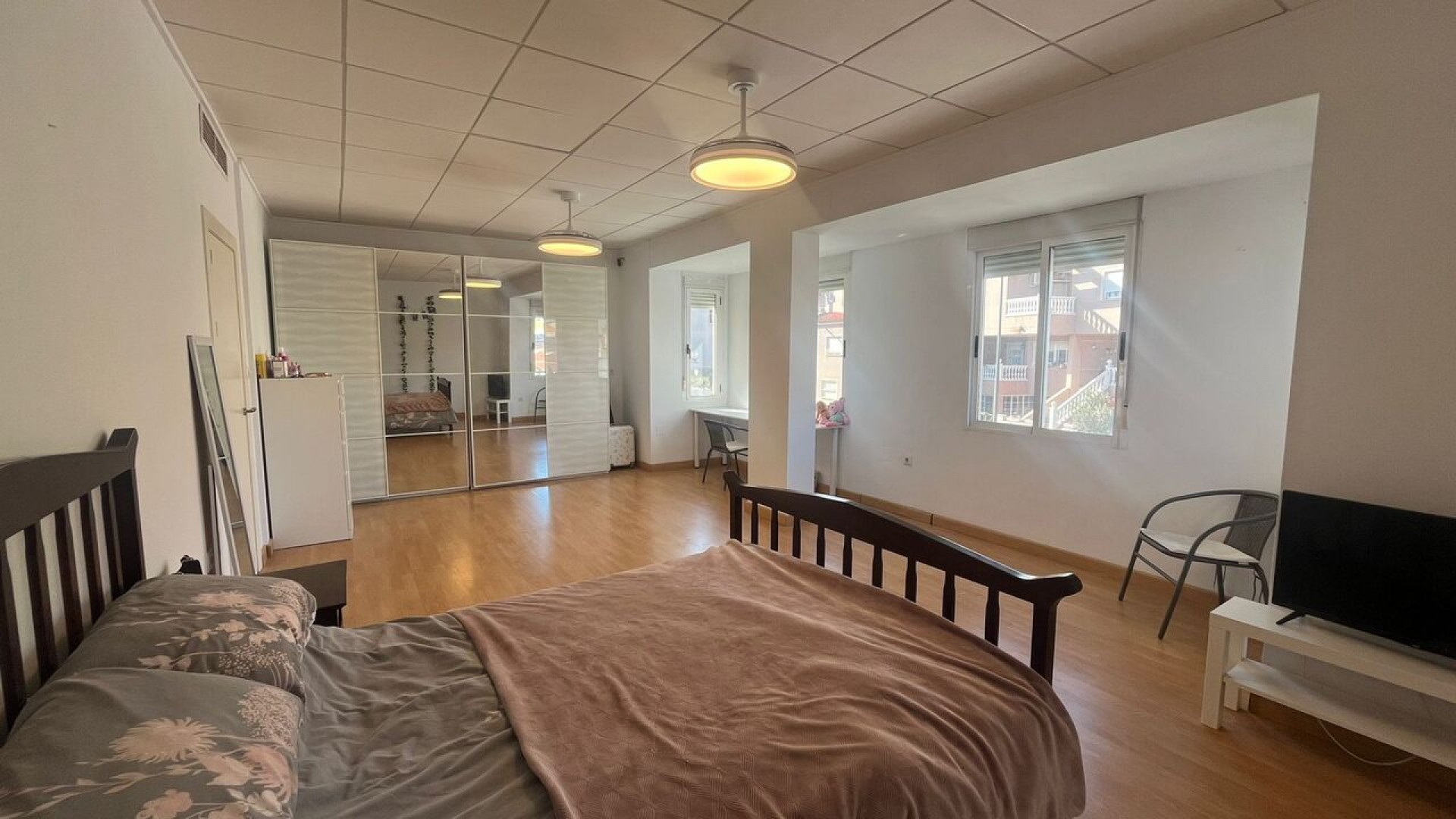 Återförsäljning - Radhus -
Algorfa