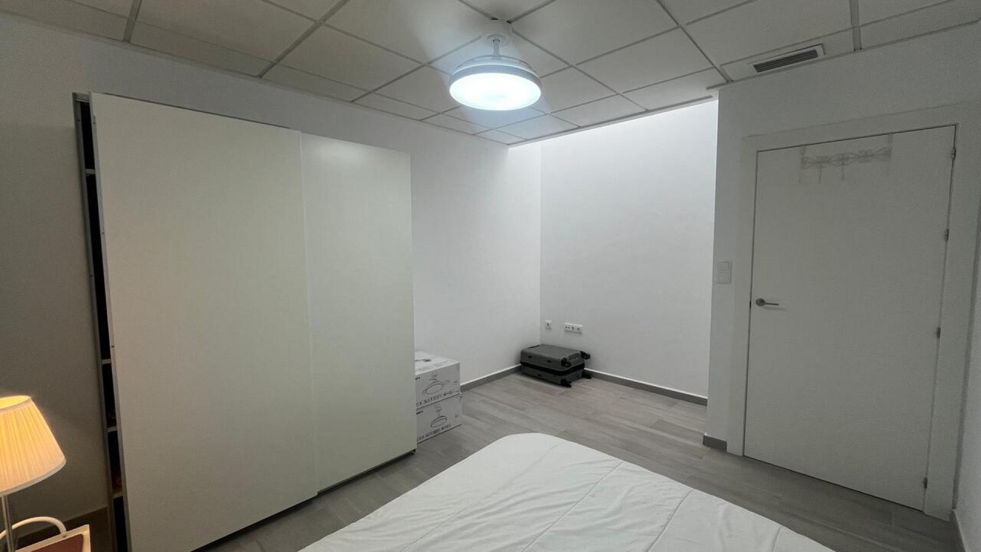 Återförsäljning - Radhus -
Algorfa