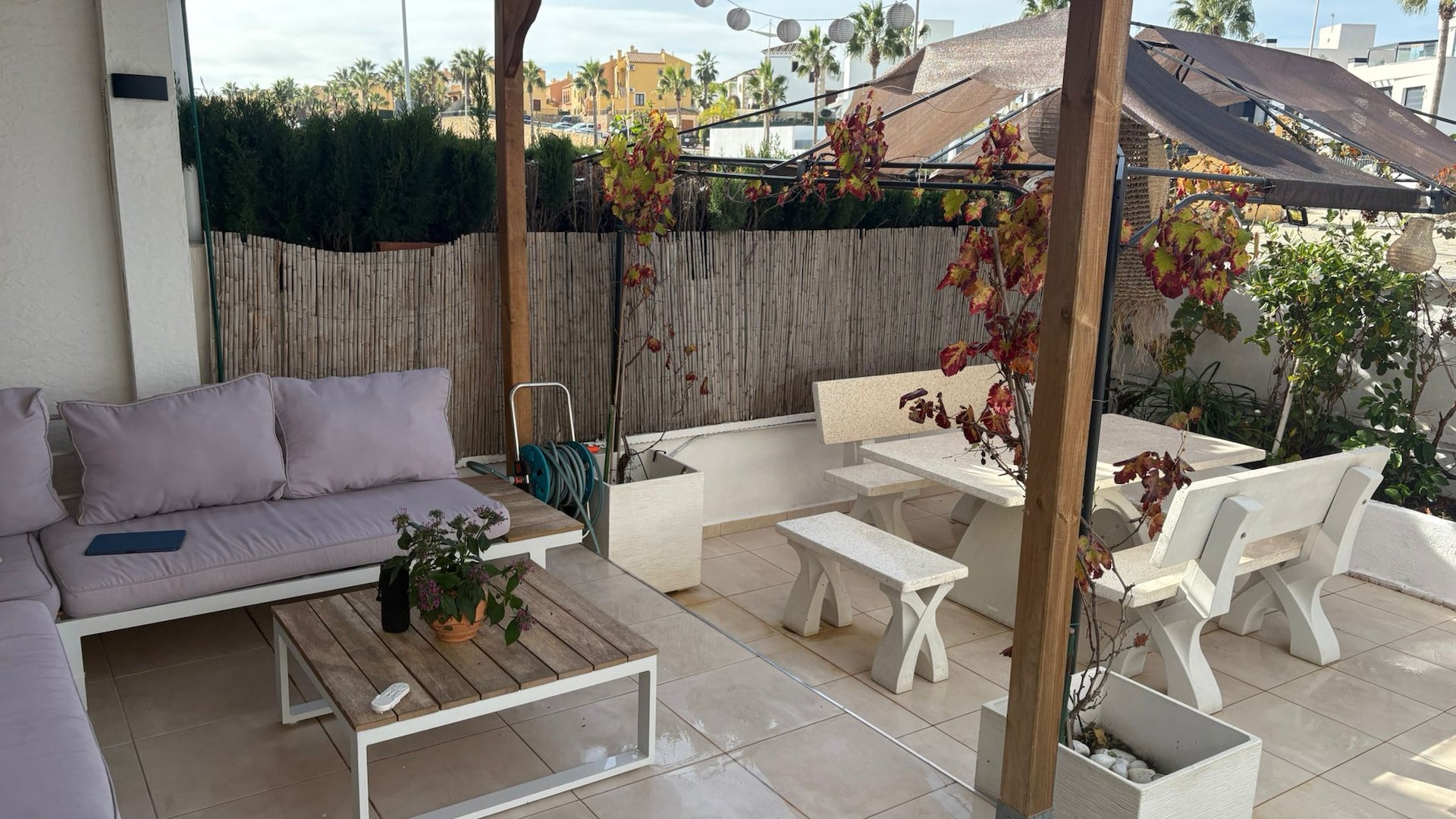 Återförsäljning - Radhus -
Algorfa