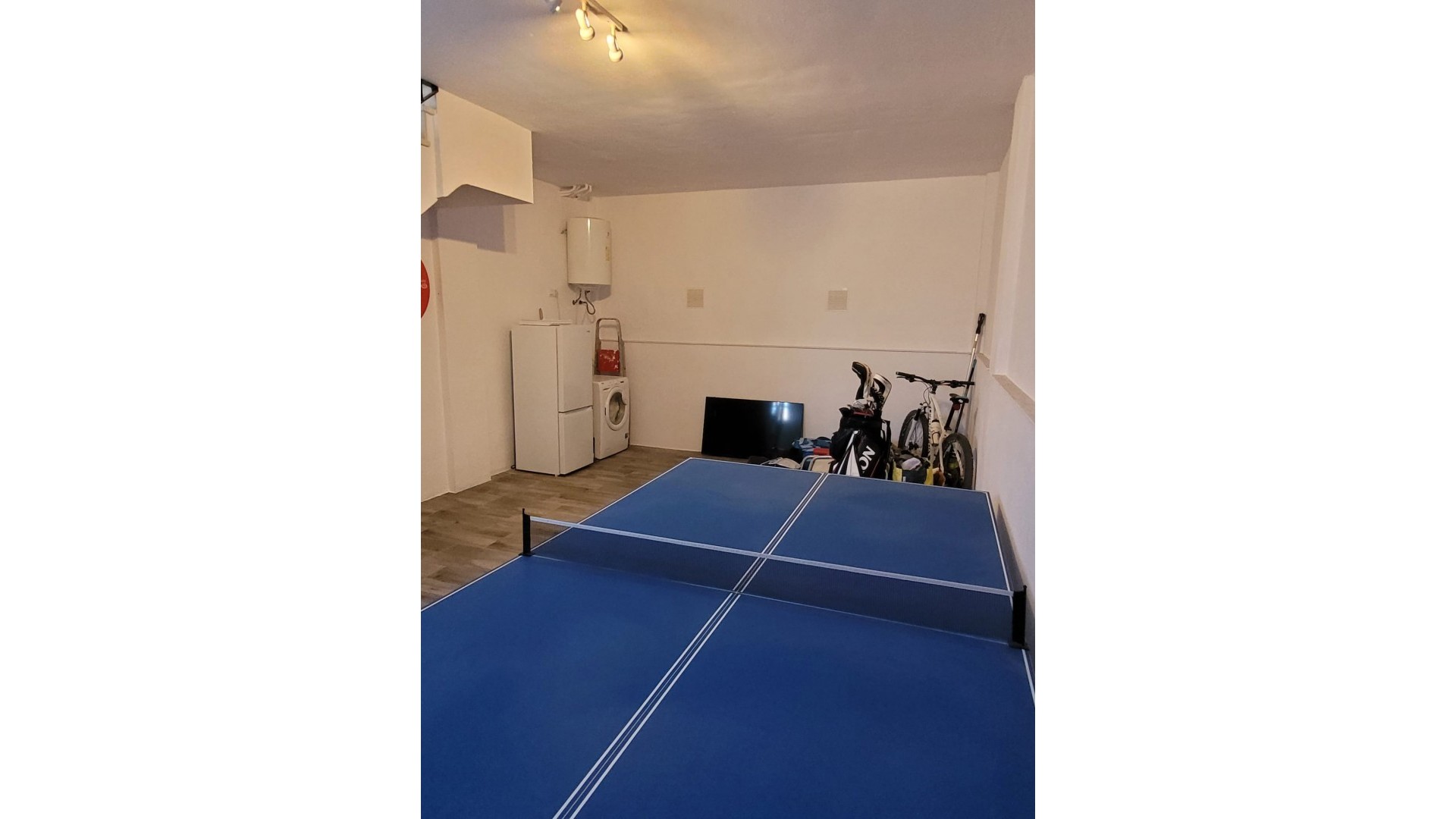 Återförsäljning - Radhus -
Algorfa