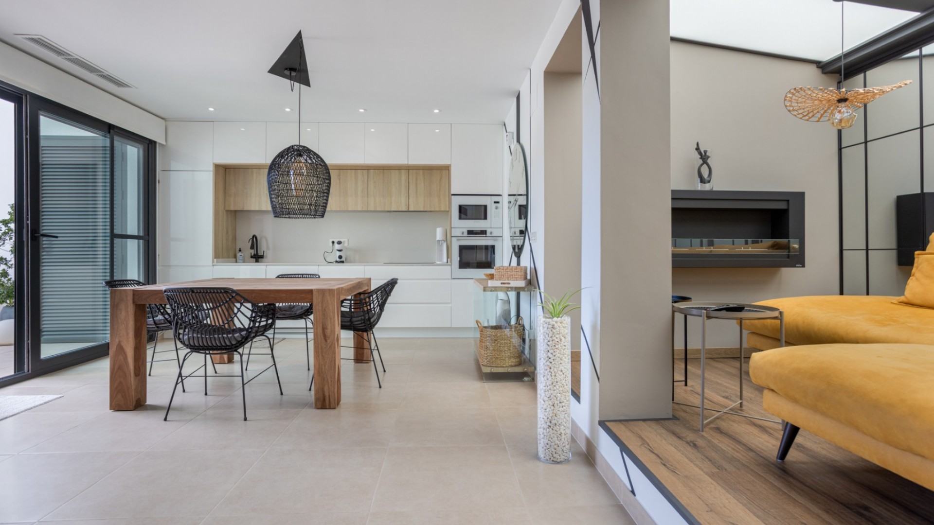 Återförsäljning - Radhus -
Benijofar