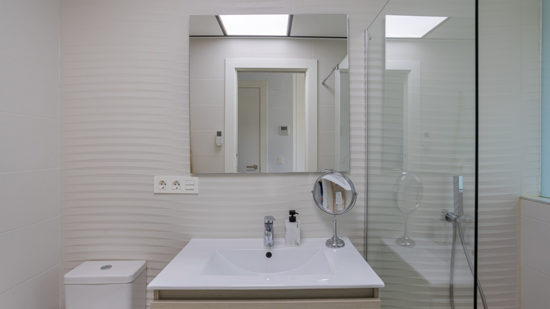 Återförsäljning - Radhus -
Benijofar