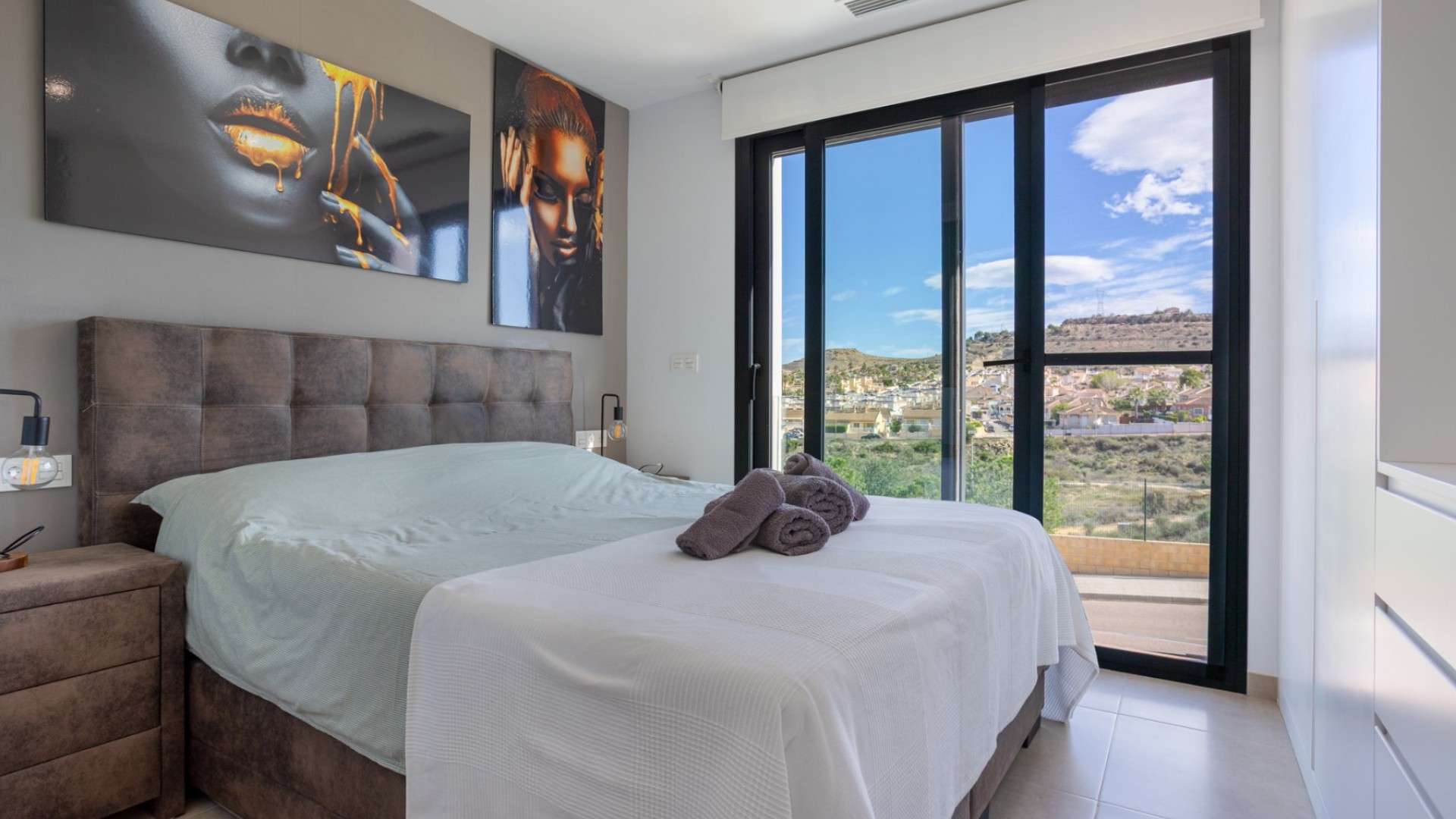 Återförsäljning - Radhus -
Benijofar