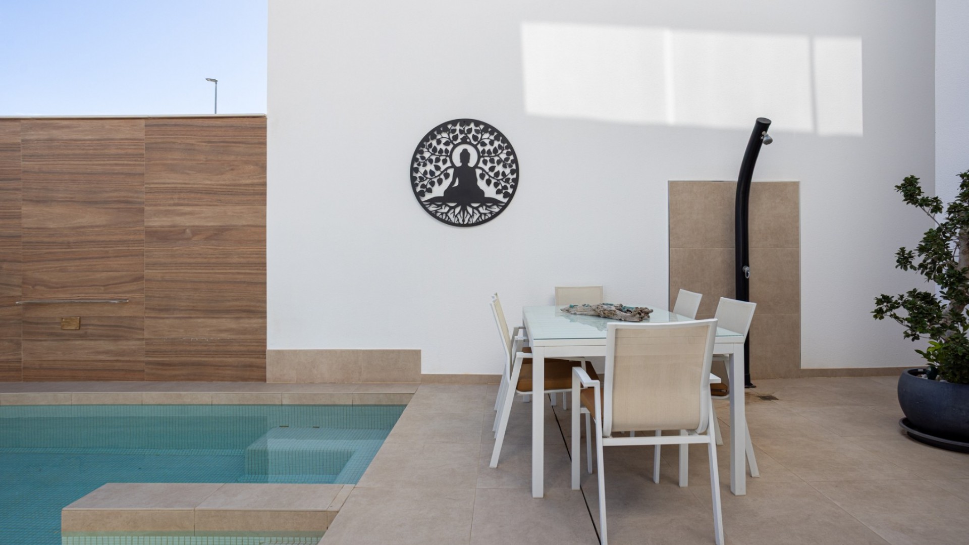 Återförsäljning - Radhus -
Benijofar