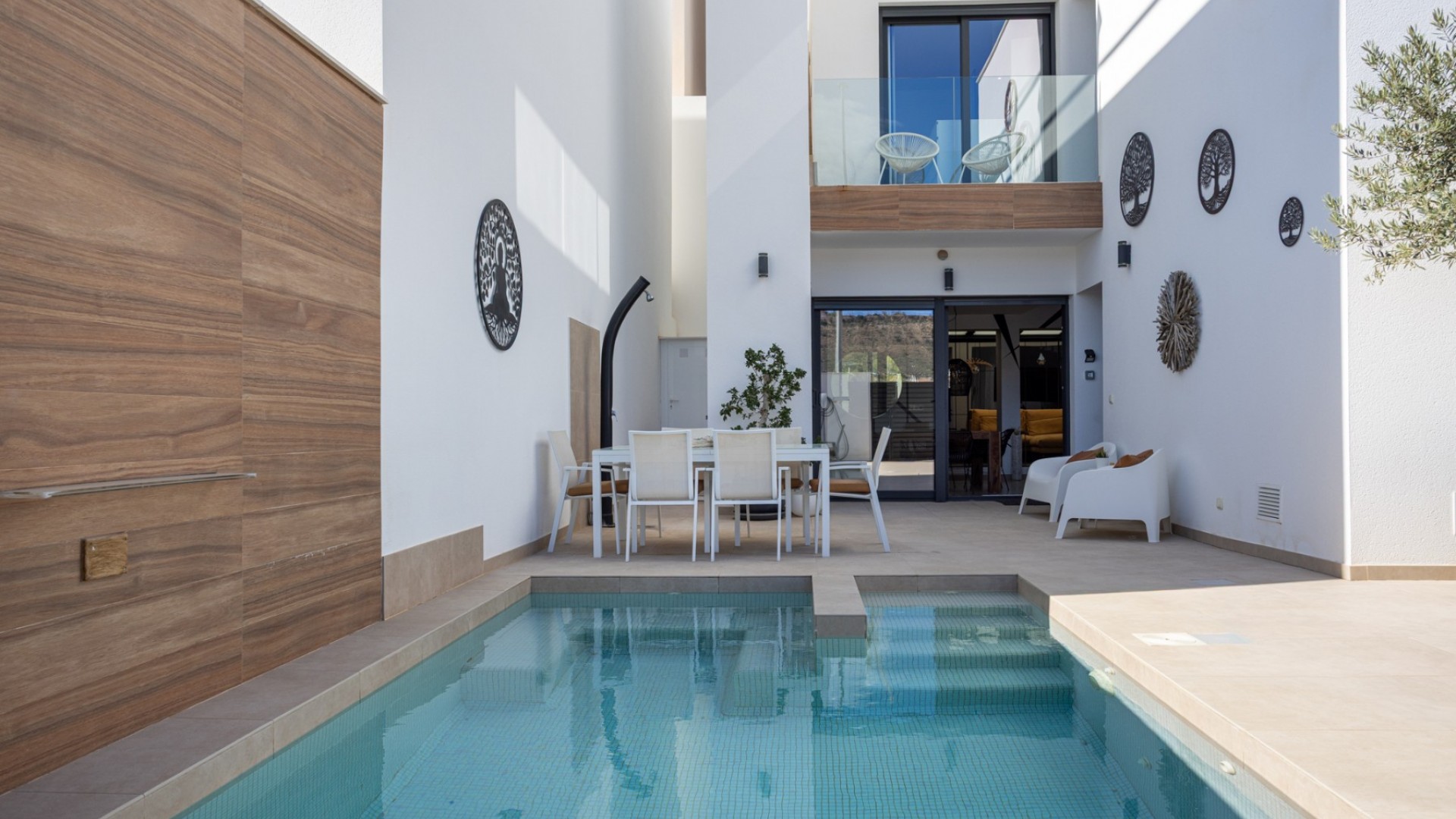 Återförsäljning - Radhus -
Benijofar