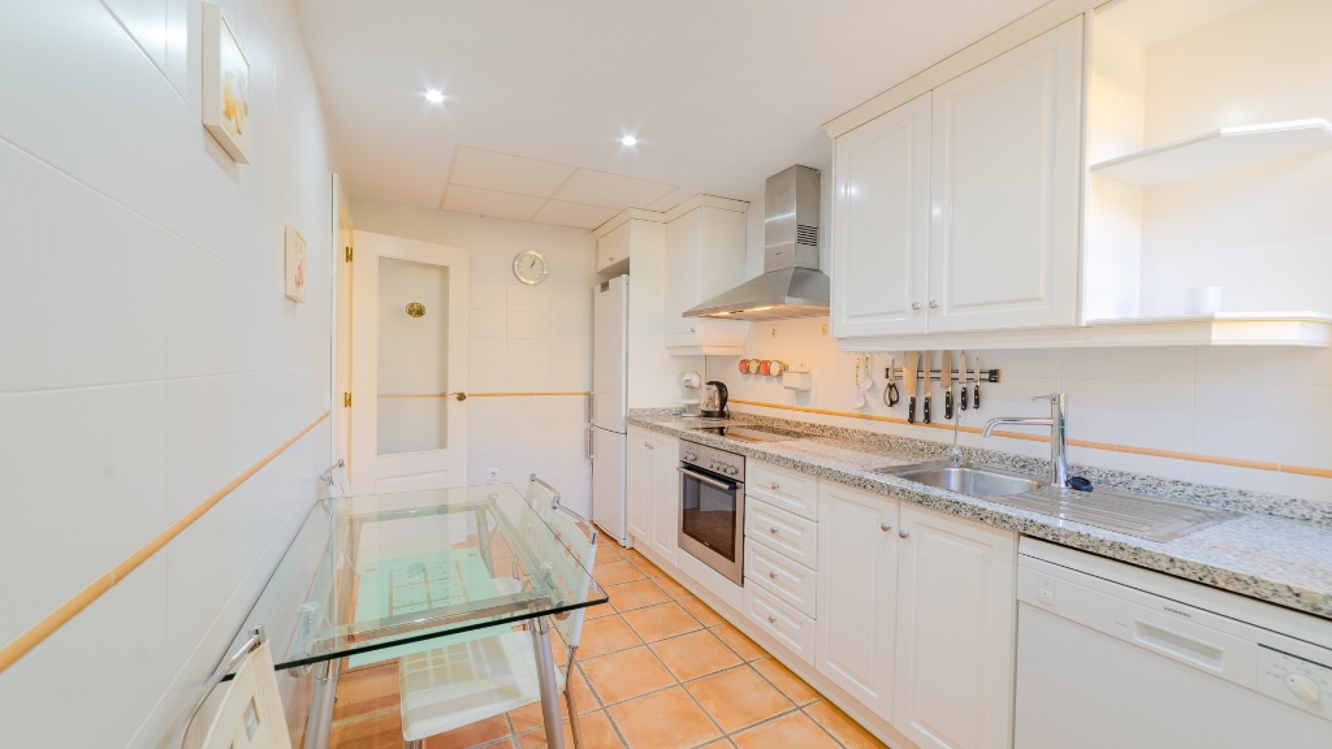 Återförsäljning - Radhus -
Finestrat